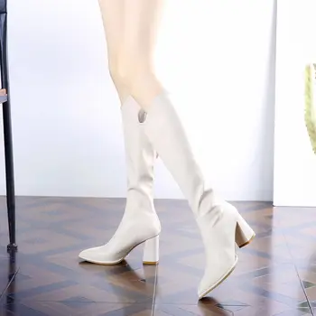 Дамски обувки; зимни обувки до коляното; Обувки с остър пръсти и кичури на дълга Елегантна дизайнерска ток Gyaru Лукс