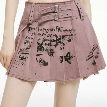 Пола с графити ръчно рисувани в стил ретро пънк - това е марката, тенденцията е нова плисирана пола за жените това лято